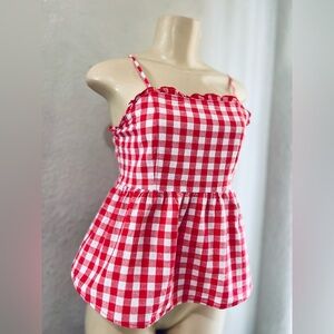 Love on a hanger top size small tomato top
